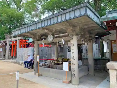 石切劔箭神社の手水