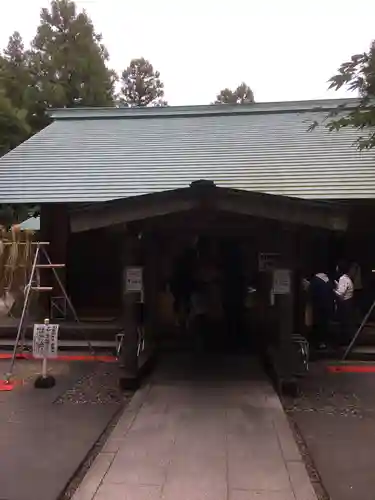 旦飯野神社の本殿