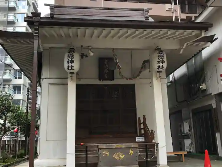 妻戀神社の本殿・本堂