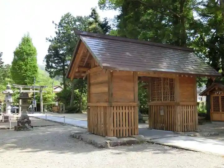須佐神社の山門・神門