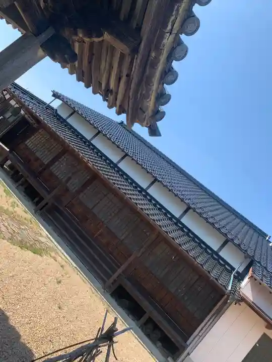 西向寺の本殿・本堂