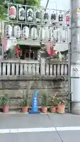 金丸稲荷神社の{uncategorized: "未分類", other: "その他", undefined: "問題あり", building: "その他建物", grave: "お墓", sacred_gate: "鳥居", guardian: "狛犬", statue: "像", buddha: "仏像", history: "歴史", nature: "自然", garden: "庭園", animal: "動物", pagoda: "塔", temizu: "手水舎", mountain_gate: "山門・神門", sanctuary: "本殿・本堂", subordinate: "末社・摂社", art: "芸術", scenery: "景色", jizo: "地蔵", ema: "絵馬", goshuin: "御朱印", omikuji: "おみくじ", items: "授与品その他", amulet: "お守り", goshuincho: "御朱印帳", eats: "食事", festival: "お祭り", votive_dance: "神楽", shichigosan: "七五三参", wedding: "結婚式", experience: "体験その他", initially: "初詣", around: "周辺", anti_infection: "感染症対策"}