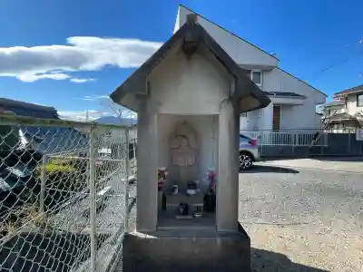願成寺観音堂の{uncategorized: "未分類", other: "その他", undefined: "問題あり", building: "その他建物", grave: "お墓", sacred_gate: "鳥居", guardian: "狛犬", statue: "像", buddha: "仏像", history: "歴史", nature: "自然", garden: "庭園", animal: "動物", pagoda: "塔", temizu: "手水舎", mountain_gate: "山門・神門", sanctuary: "本殿・本堂", subordinate: "末社・摂社", art: "芸術", scenery: "景色", jizo: "地蔵", ema: "絵馬", goshuin: "御朱印", omikuji: "おみくじ", items: "授与品その他", amulet: "お守り", goshuincho: "御朱印帳", eats: "食事", festival: "お祭り", votive_dance: "神楽", shichigosan: "七五三参", wedding: "結婚式", experience: "体験その他", initially: "初詣", around: "周辺", anti_infection: "感染症対策"}