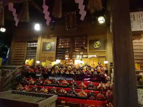 座間神社の本殿・本堂