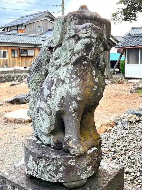 総社神社の狛犬