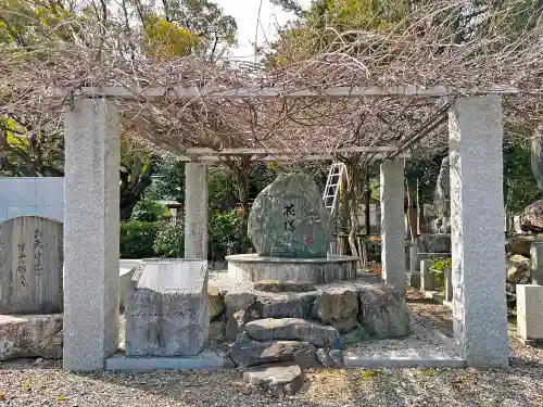 滋賀県護国神社の建物その他