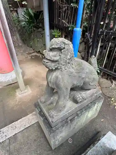 花園稲荷神社の狛犬