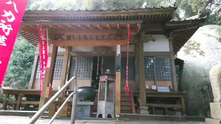 帯石観音の本殿・本堂