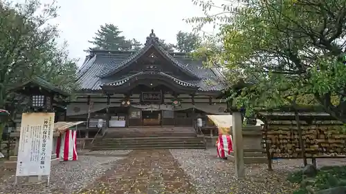 尾山神社の本殿・本堂