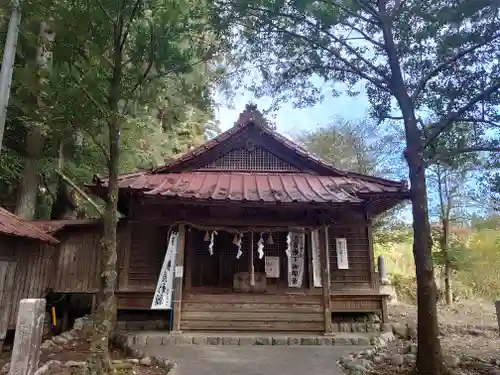 六所神社の本殿・本堂