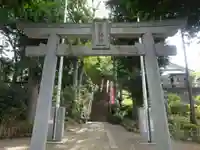 弥生神社の鳥居
