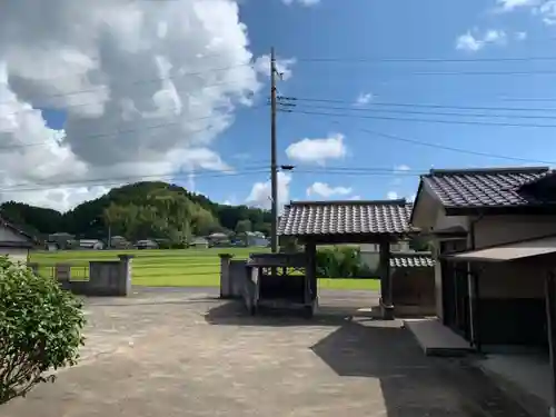 本円寺の山門・神門
