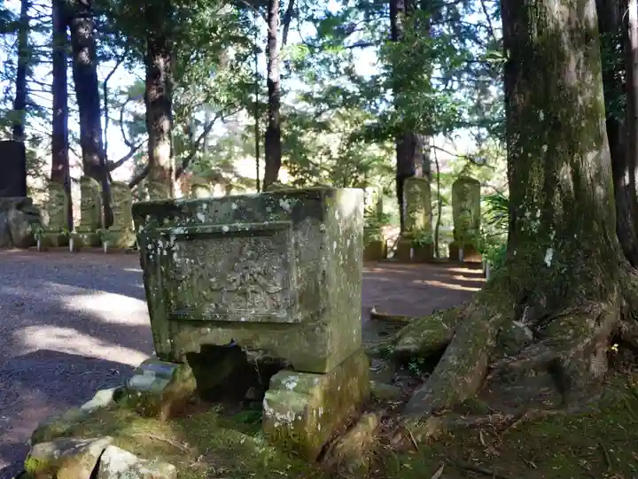 葭原観音堂の手水舎