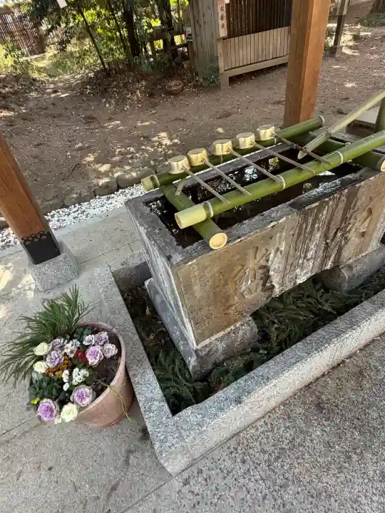 三ケ尻八幡神社の{uncategorized: "未分類", other: "その他", undefined: "問題あり", building: "その他建物", grave: "お墓", sacred_gate: "鳥居", guardian: "狛犬", statue: "像", buddha: "仏像", history: "歴史", nature: "自然", garden: "庭園", animal: "動物", pagoda: "塔", temizu: "手水舎", mountain_gate: "山門・神門", sanctuary: "本殿・本堂", subordinate: "末社・摂社", art: "芸術", scenery: "景色", jizo: "地蔵", ema: "絵馬", goshuin: "御朱印", omikuji: "おみくじ", items: "授与品その他", amulet: "お守り", goshuincho: "御朱印帳", eats: "食事", festival: "お祭り", votive_dance: "神楽", shichigosan: "七五三参", wedding: "結婚式", experience: "体験その他", initially: "初詣", around: "周辺", anti_infection: "感染症対策"}