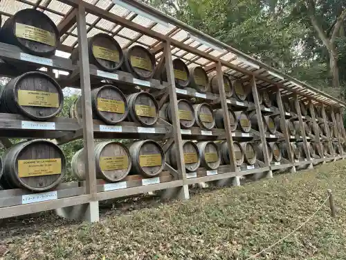 明治神宮の{uncategorized: "未分類", other: "その他", undefined: "問題あり", building: "その他建物", grave: "お墓", sacred_gate: "鳥居", guardian: "狛犬", statue: "像", buddha: "仏像", history: "歴史", nature: "自然", garden: "庭園", animal: "動物", pagoda: "塔", temizu: "手水舎", mountain_gate: "山門・神門", sanctuary: "本殿・本堂", subordinate: "末社・摂社", art: "芸術", scenery: "景色", jizo: "地蔵", ema: "絵馬", goshuin: "御朱印", omikuji: "おみくじ", items: "授与品その他", amulet: "お守り", goshuincho: "御朱印帳", eats: "食事", festival: "お祭り", votive_dance: "神楽", shichigosan: "七五三参", wedding: "結婚式", experience: "体験その他", initially: "初詣", around: "周辺", anti_infection: "感染症対策"}