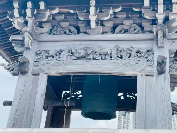 即往寺の{uncategorized: "未分類", other: "その他", undefined: "問題あり", building: "その他建物", grave: "お墓", sacred_gate: "鳥居", guardian: "狛犬", statue: "像", buddha: "仏像", history: "歴史", nature: "自然", garden: "庭園", animal: "動物", pagoda: "塔", temizu: "手水舎", mountain_gate: "山門・神門", sanctuary: "本殿・本堂", subordinate: "末社・摂社", art: "芸術", scenery: "景色", jizo: "地蔵", ema: "絵馬", goshuin: "御朱印", omikuji: "おみくじ", items: "授与品その他", amulet: "お守り", goshuincho: "御朱印帳", eats: "食事", festival: "お祭り", votive_dance: "神楽", shichigosan: "七五三参", wedding: "結婚式", experience: "体験その他", initially: "初詣", around: "周辺", anti_infection: "感染症対策"}