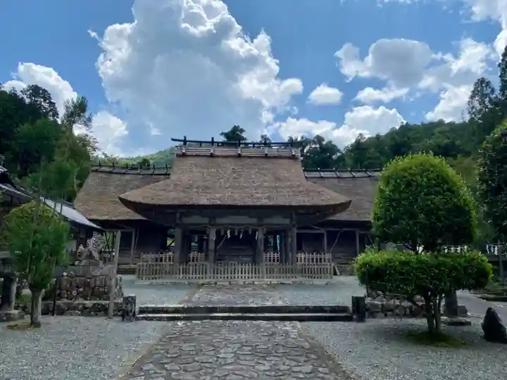 摩氣神社の本殿・本堂