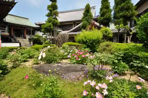 立江寺の庭園