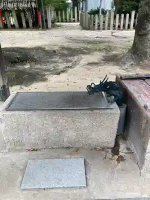 華表神社の手水舎