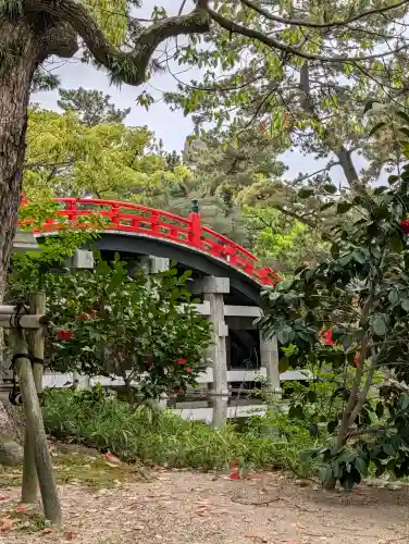 住吉大社の{uncategorized: "未分類", other: "その他", undefined: "問題あり", building: "その他建物", grave: "お墓", sacred_gate: "鳥居", guardian: "狛犬", statue: "像", buddha: "仏像", history: "歴史", nature: "自然", garden: "庭園", animal: "動物", pagoda: "塔", temizu: "手水舎", mountain_gate: "山門・神門", sanctuary: "本殿・本堂", subordinate: "末社・摂社", art: "芸術", scenery: "景色", jizo: "地蔵", ema: "絵馬", goshuin: "御朱印", omikuji: "おみくじ", items: "授与品その他", amulet: "お守り", goshuincho: "御朱印帳", eats: "食事", festival: "お祭り", votive_dance: "神楽", shichigosan: "七五三参", wedding: "結婚式", experience: "体験その他", initially: "初詣", around: "周辺", anti_infection: "感染症対策"}