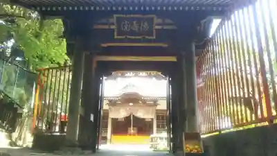 徳寿院の山門・神門