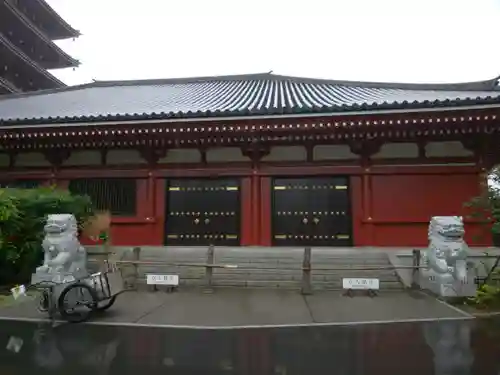 浅草寺の狛犬