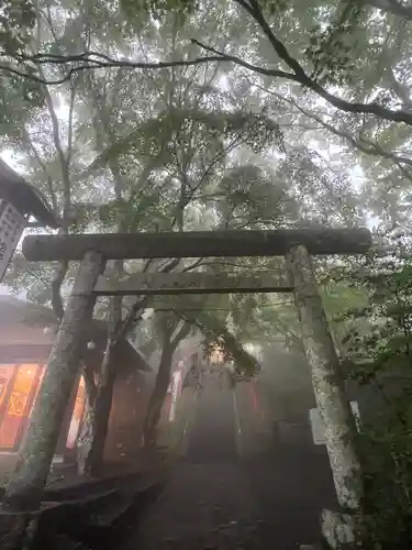 碓氷峠熊野神社の鳥居