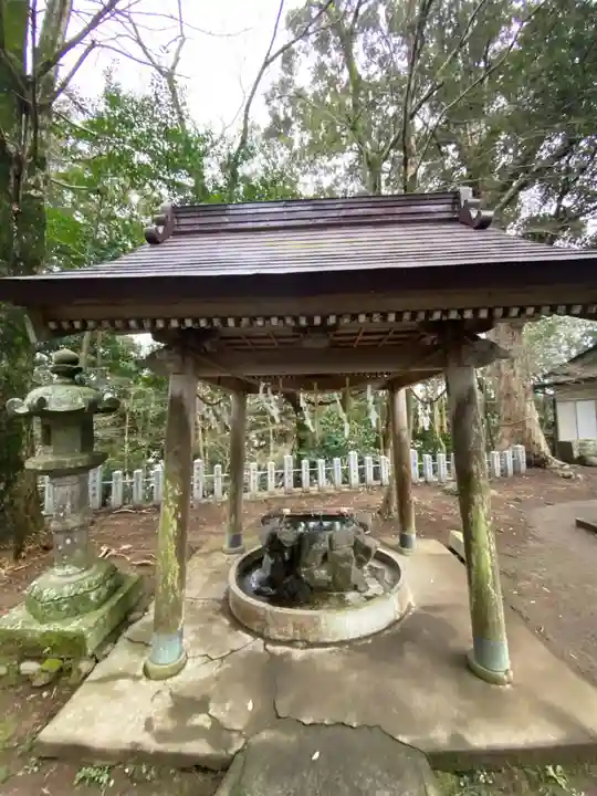 日隈神社の手水舎