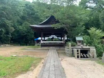 關蝉丸神社下社の本殿・本堂
