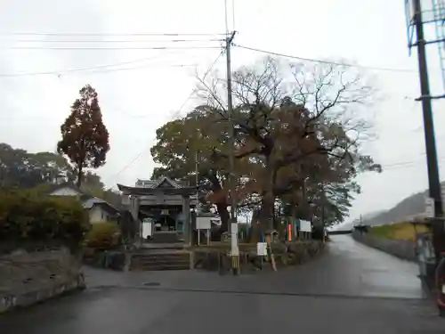 高橋西神社の周辺