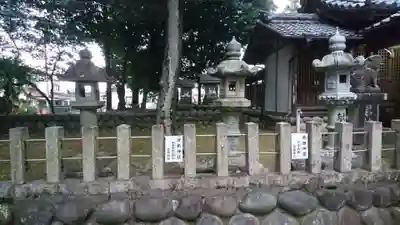 託美神社の末社・摂社