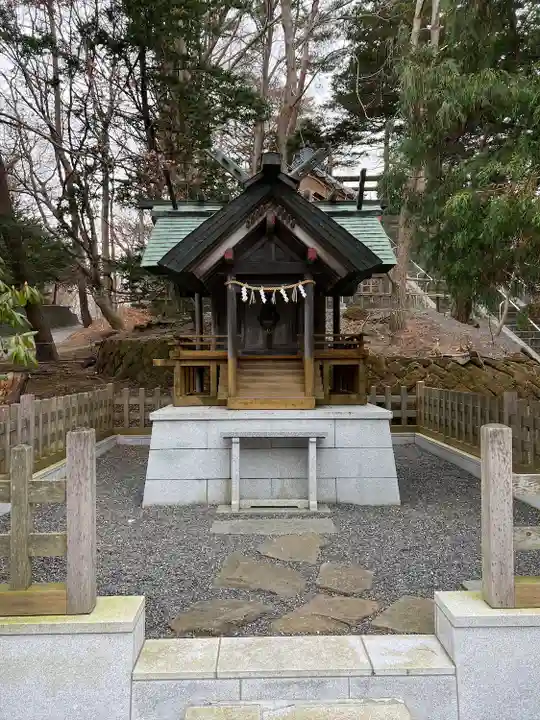 千歳神社の末社・摂社