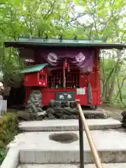 草津穴守稲荷神社の本殿