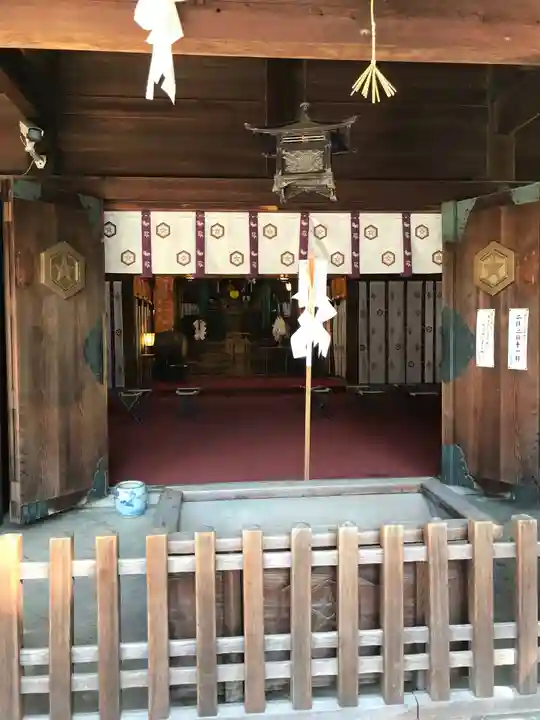 比治山神社の本殿・本堂