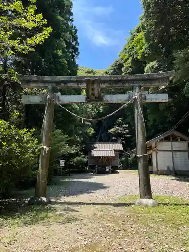 瀧神社（都農神社末社（奥宮））の鳥居