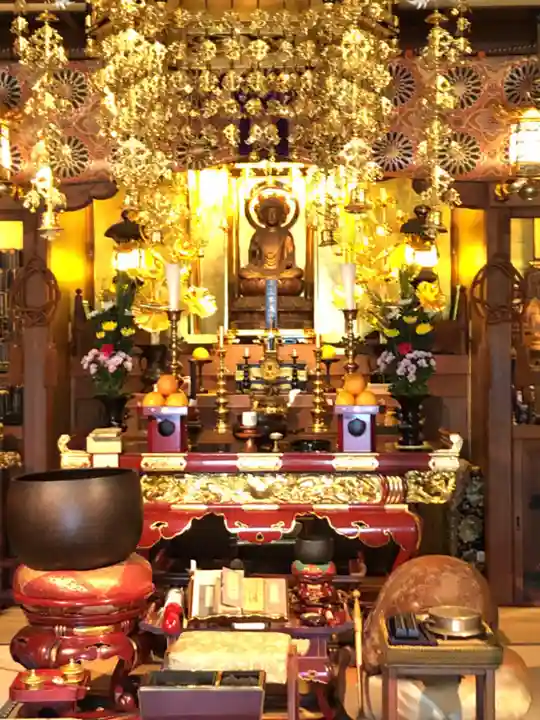 定泉寺の本殿・本堂