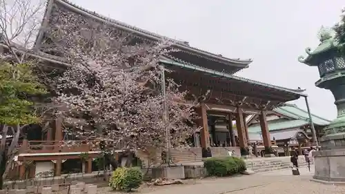 真宗大谷派名古屋別院の本殿・本堂