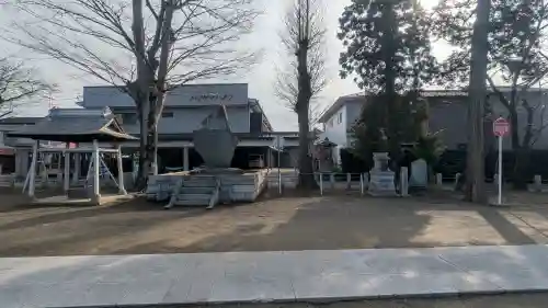 大桑神社の{uncategorized: "未分類", other: "その他", undefined: "問題あり", building: "その他建物", grave: "お墓", sacred_gate: "鳥居", guardian: "狛犬", statue: "像", buddha: "仏像", history: "歴史", nature: "自然", garden: "庭園", animal: "動物", pagoda: "塔", temizu: "手水舎", mountain_gate: "山門・神門", sanctuary: "本殿・本堂", subordinate: "末社・摂社", art: "芸術", scenery: "景色", jizo: "地蔵", ema: "絵馬", goshuin: "御朱印", omikuji: "おみくじ", items: "授与品その他", amulet: "お守り", goshuincho: "御朱印帳", eats: "食事", festival: "お祭り", votive_dance: "神楽", shichigosan: "七五三参", wedding: "結婚式", experience: "体験その他", initially: "初詣", around: "周辺", anti_infection: "感染症対策"}