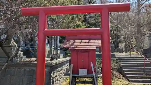 霧多布神社の末社・摂社