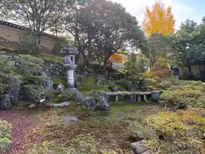 霊鑑寺門跡(京都府)