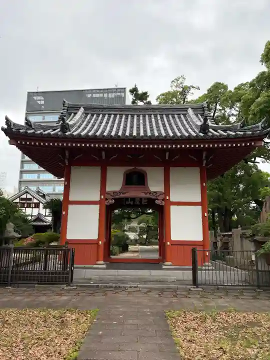 海清寺の{uncategorized: "未分類", other: "その他", undefined: "問題あり", building: "その他建物", grave: "お墓", sacred_gate: "鳥居", guardian: "狛犬", statue: "像", buddha: "仏像", history: "歴史", nature: "自然", garden: "庭園", animal: "動物", pagoda: "塔", temizu: "手水舎", mountain_gate: "山門・神門", sanctuary: "本殿・本堂", subordinate: "末社・摂社", art: "芸術", scenery: "景色", jizo: "地蔵", ema: "絵馬", goshuin: "御朱印", omikuji: "おみくじ", items: "授与品その他", amulet: "お守り", goshuincho: "御朱印帳", eats: "食事", festival: "お祭り", votive_dance: "神楽", shichigosan: "七五三参", wedding: "結婚式", experience: "体験その他", initially: "初詣", around: "周辺", anti_infection: "感染症対策"}