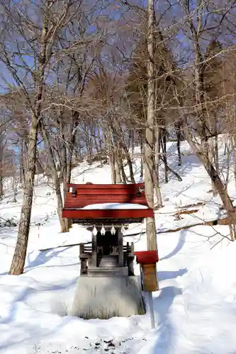 新得神社の末社・摂社