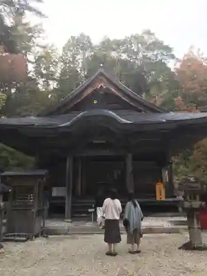 川見薬師寺の本殿・本堂