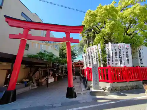 千代保稲荷神社の鳥居