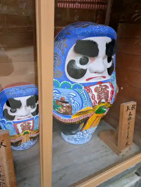 大崎八幡宮の{uncategorized: "未分類", other: "その他", undefined: "問題あり", building: "その他建物", grave: "お墓", sacred_gate: "鳥居", guardian: "狛犬", statue: "像", buddha: "仏像", history: "歴史", nature: "自然", garden: "庭園", animal: "動物", pagoda: "塔", temizu: "手水舎", mountain_gate: "山門・神門", sanctuary: "本殿・本堂", subordinate: "末社・摂社", art: "芸術", scenery: "景色", jizo: "地蔵", ema: "絵馬", goshuin: "御朱印", omikuji: "おみくじ", items: "授与品その他", amulet: "お守り", goshuincho: "御朱印帳", eats: "食事", festival: "お祭り", votive_dance: "神楽", shichigosan: "七五三参", wedding: "結婚式", experience: "体験その他", initially: "初詣", around: "周辺", anti_infection: "感染症対策"}