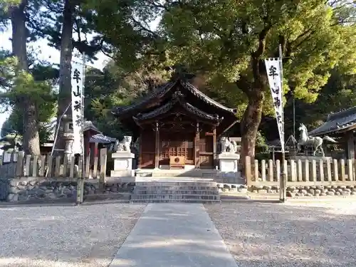 牟山神社の本殿・本堂