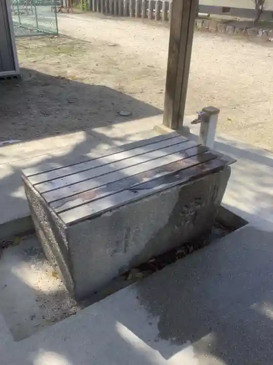 和爾良神社の手水舎