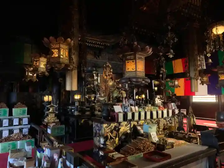 浄信寺の本殿・本堂