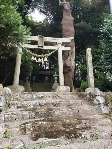 出雲神社の鳥居