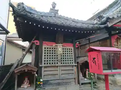 高岩弁財天・地蔵尊のその他建物